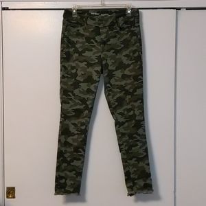 Old Navy Rockstar Camo Jeans